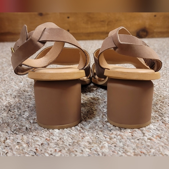 C- Lucky Brand womens high heel pemal heeled sandals - Picture 4 of 6